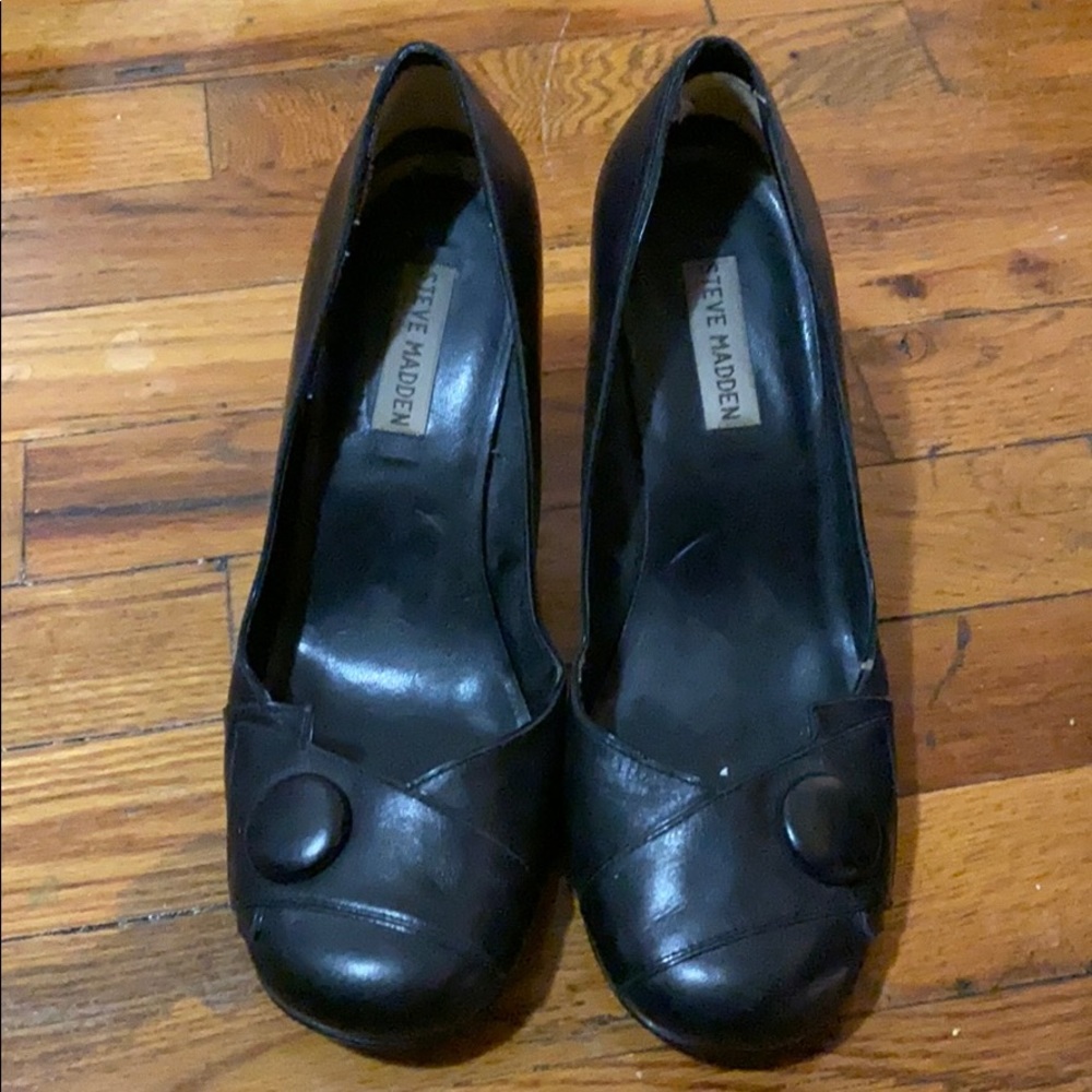 Steve Madden glyde black pumps
